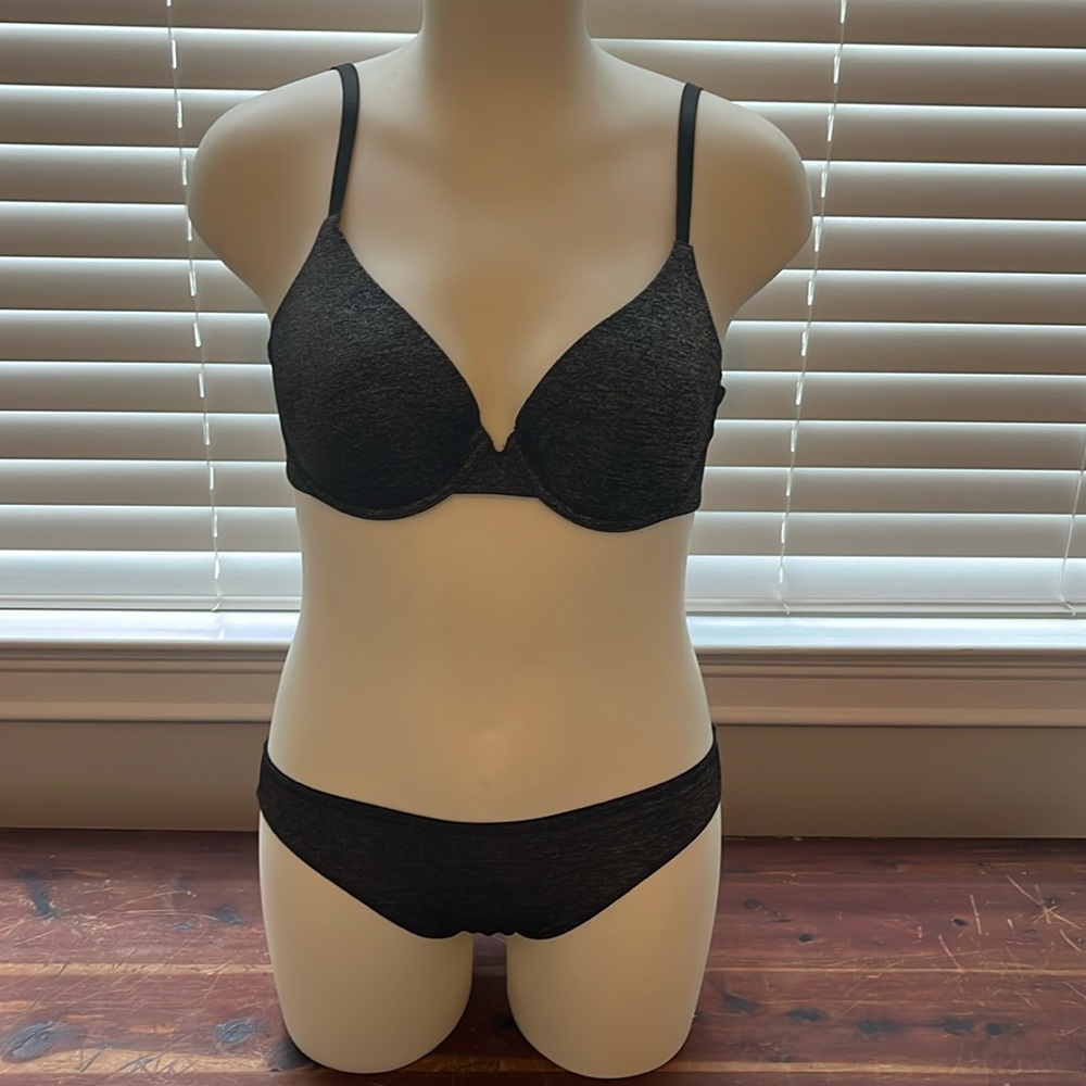 Victoria’s Secret Bra and Panty set